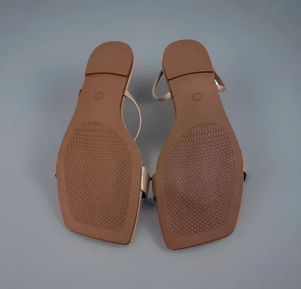 Nude Sandals Sz 8.5(39) Square toe NIB Tan - Image 3