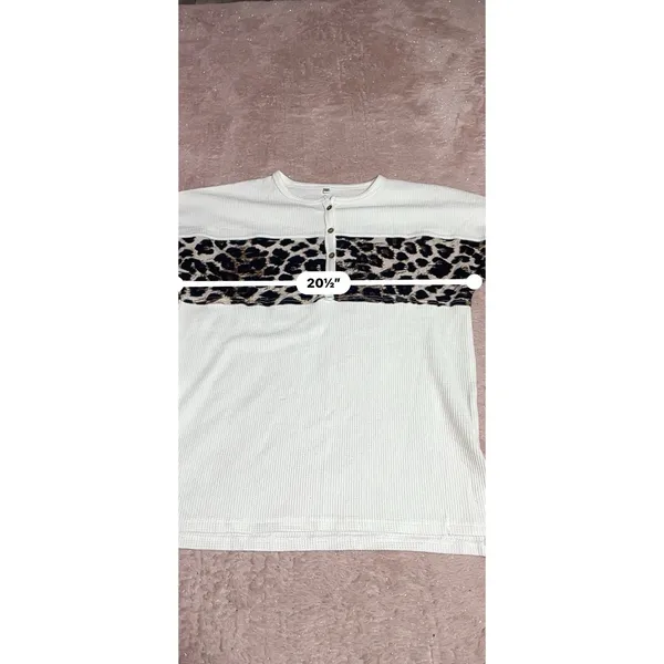 Size M Thermal Waffle Top Long Shirt‎ Leopard Print Bin11 - Image 4