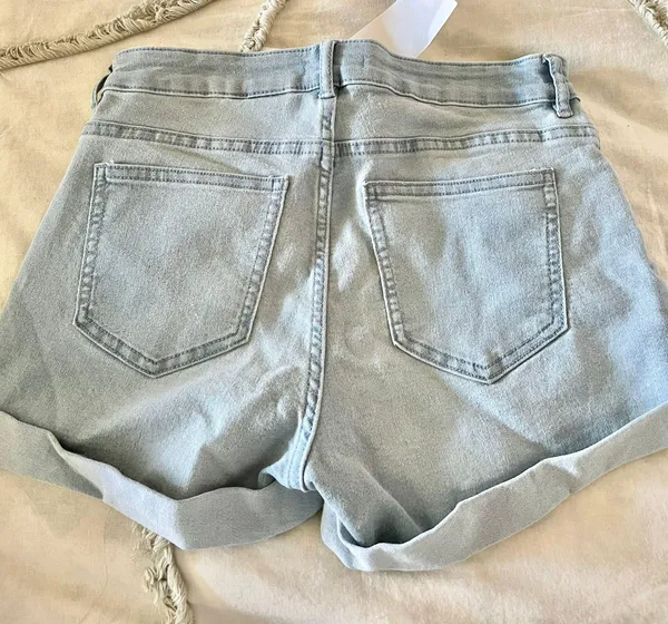 Shorts - Image 2