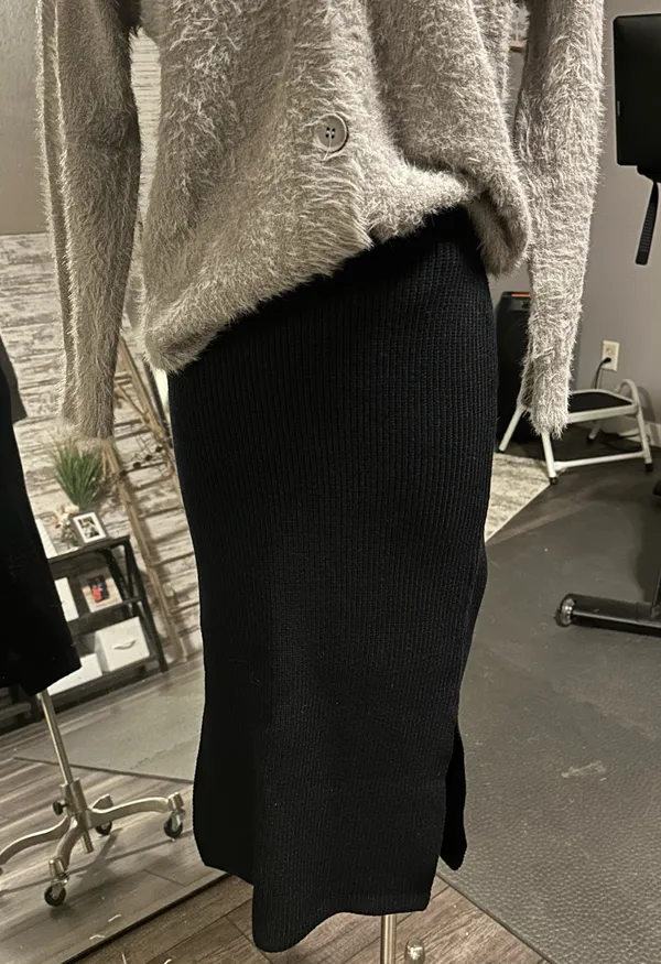 Black Princess Polly Skirt Midi Slit - Image 3