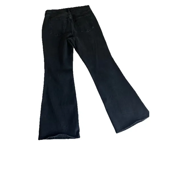 Universal Threads Women's High Rise Flare Jeans Size 12 Black - Image 6
