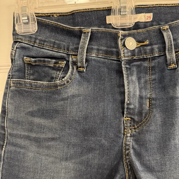 Levi's Cutoff Shorts Sz 25 710 Super Skinny Blue Medium Wash Tight‎ Hottie Sexy - Image 12