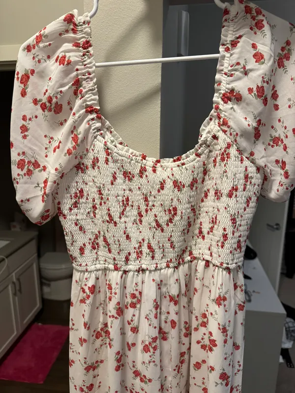 Hollister Floral Sundress - Image 5