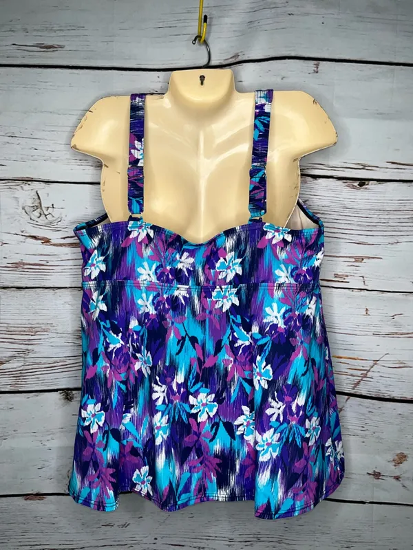 Swim365 by Swimsuits For All 22 Floral Print V-Neckline Bathing Suit Tankini Top - Image 2