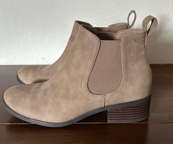 Taupe Ankle Boots Tan Size 7 - Image 4