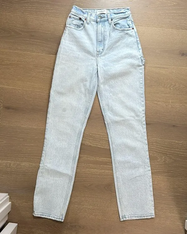 Abercrombie ‘The 90s Straight Ultra High Rise’ Curve Love Jeans size 25L - Image 3
