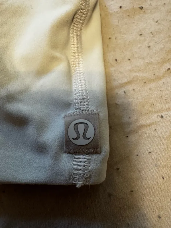 Lululemon Bend This Scoop & Bra Cross Light Support White S/M - Image 3