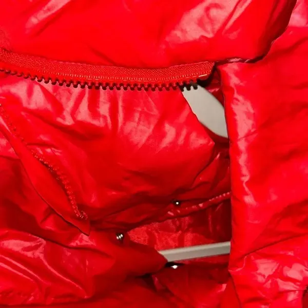 Women’s Red lightweight Puffer Hoodie Jacket(Size Medium) - Image 4