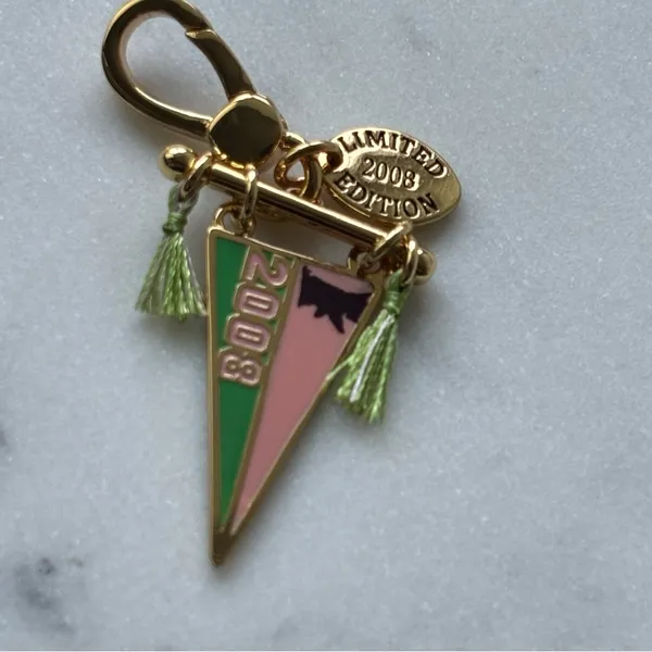 Neither juicy couture Limited Edition 2008 Gold and Pink Keychain - Image 2