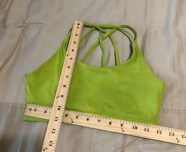 RUNNING GIRL Women's Strappy Sports Bra Sexy Cross Back Bra size xsmall - Image 16
