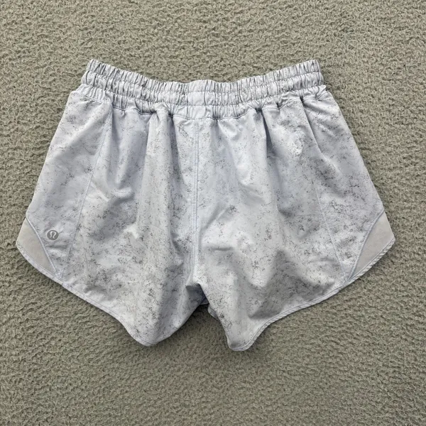 Lululemon Hotty Hot Low Rise Shorts 4" Gravel Dust Pastel Blue Athletic Women 6 - Image 3