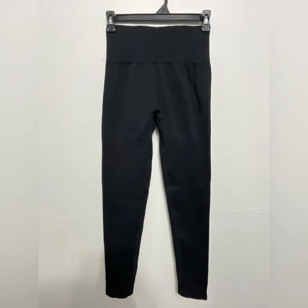 Black Seamless Scrunch Leggings women’s Size S | High Waist | (A178)&✨ - Image 4