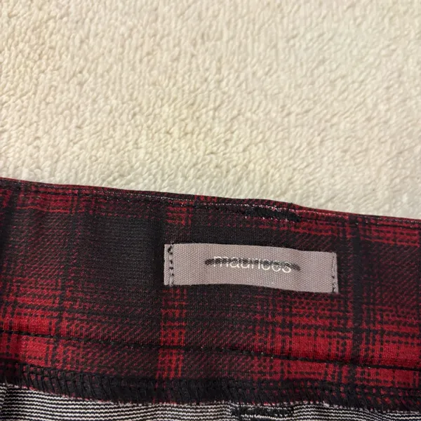 Maurices Red Black Mini Skirt 19” long Plaid Faux Pockets Back - Image 5