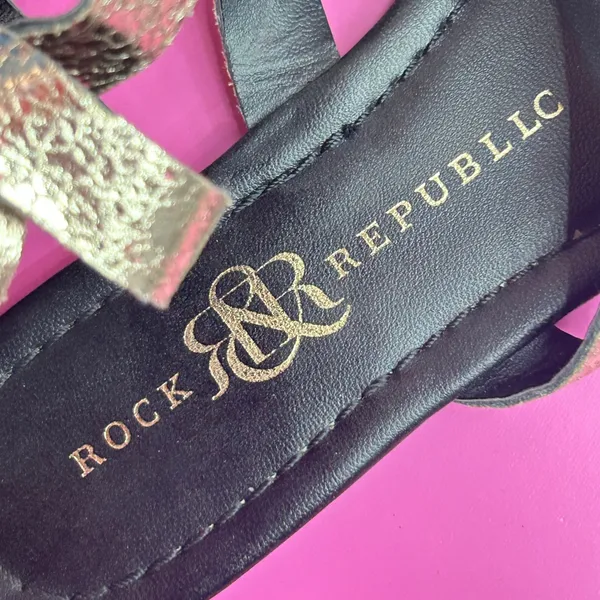 Rock & Republic Womens 7 Gladiator Sandals Gold Metallic Strappy Buckle‎ EUC - Image 3