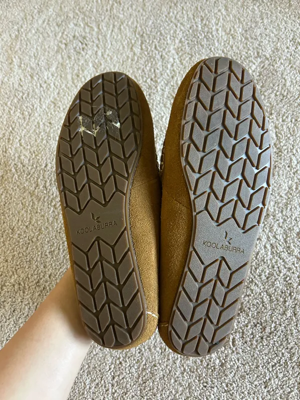 UGG Slippers - Image 2
