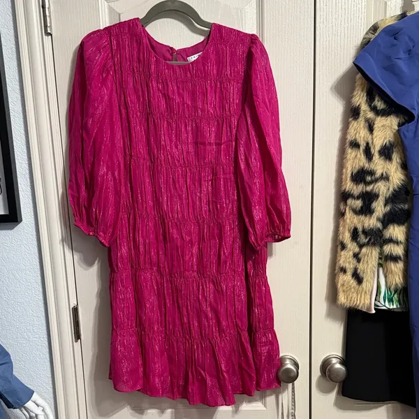 Trina Turk‎ Metallic Pink Shirred Puff Sleeve Mini Tiered Dress Preppy Dopamine - Image 2