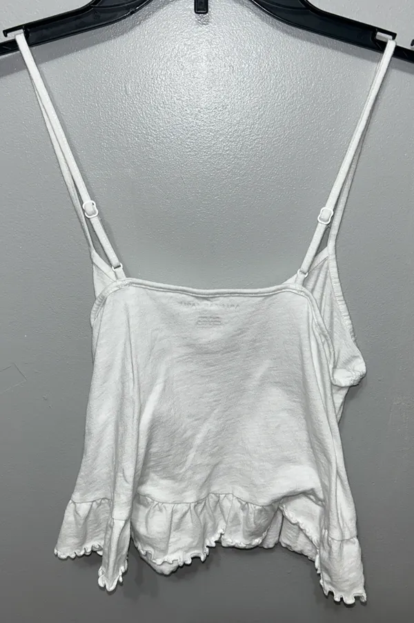American Eagle Outfitters White Crop Top - Image 3