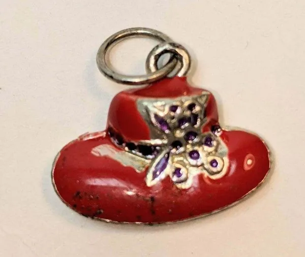 Red Hat Charm A362 - Image 2