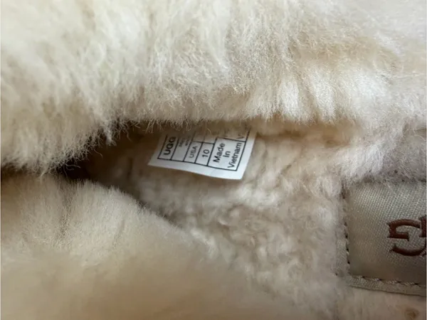 UGG Disquette Slippers - Size 10 - Image 5