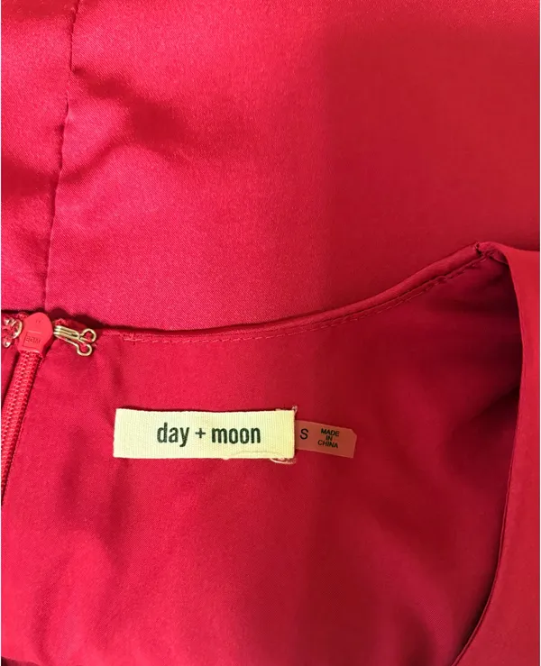 Magenta top boutique Red - Image 3