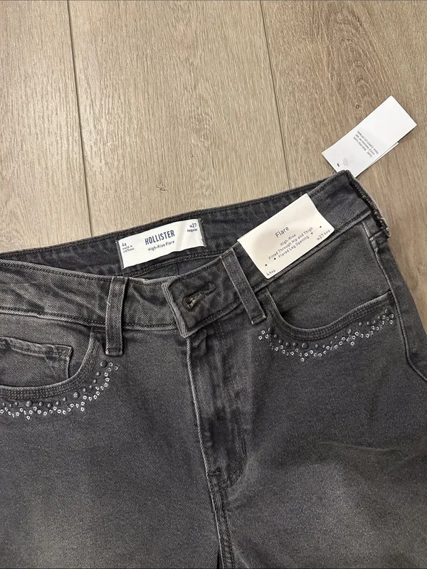 Hollister High Rise Black Flare Jeans with embellishments and embroidery size 4 - Image 3
