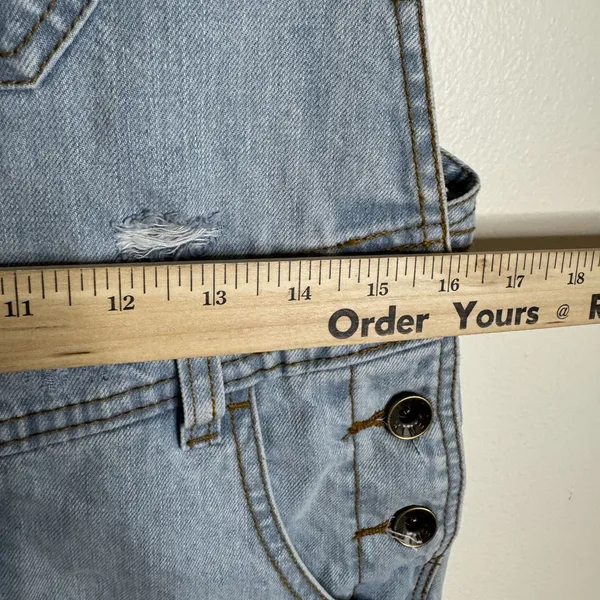 BDG Shortall Overalls Womens 30W Light Wash Denim Distressed‎ Raw Hem Shorts - Image 7