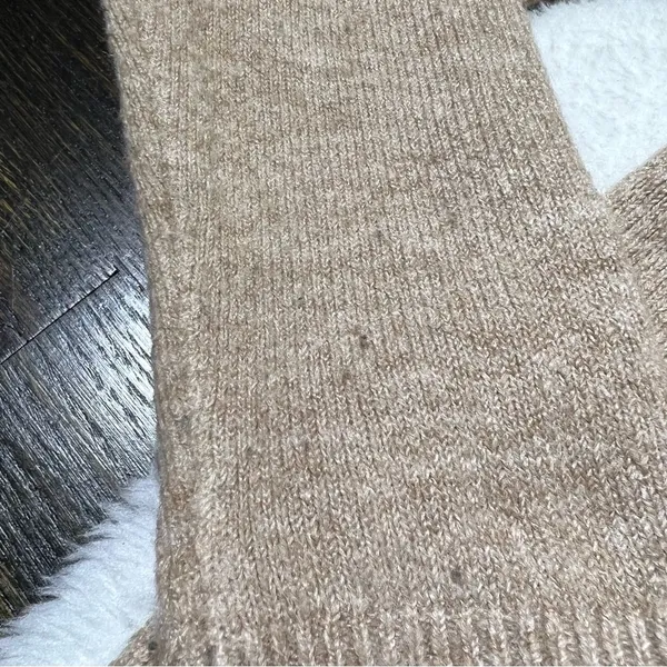 Old Navy Tan Knit Button Front Cardigan - Image 9