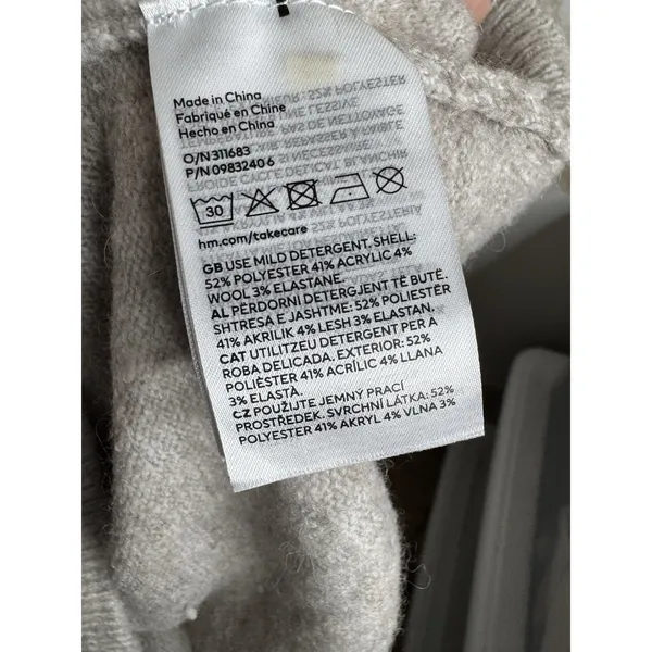H&M Sweater Women's‎ M Lightweight Pullover Mottled Knit Soft Wool Blend - Image 5