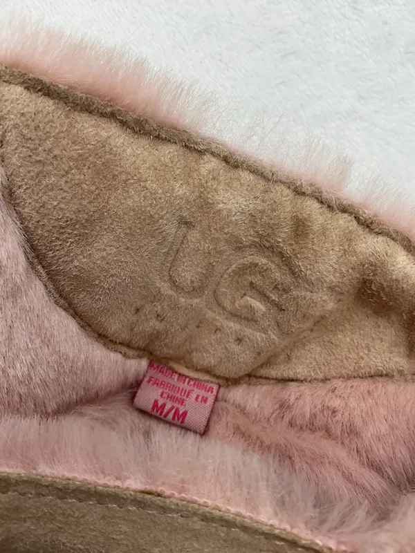 UGG Pink Trim Suede Shearling Piece 782 - Image 4