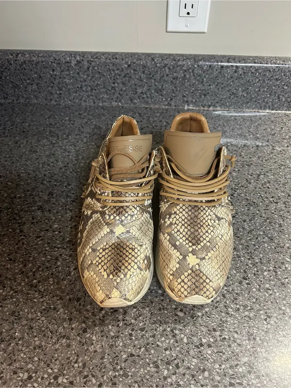 Women's Snake-Print Fringe Sneakers Leather Made in Italy Size 7.5 - Image 8