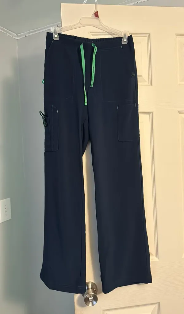 Carhartt Scrub Pants XS - Image 2