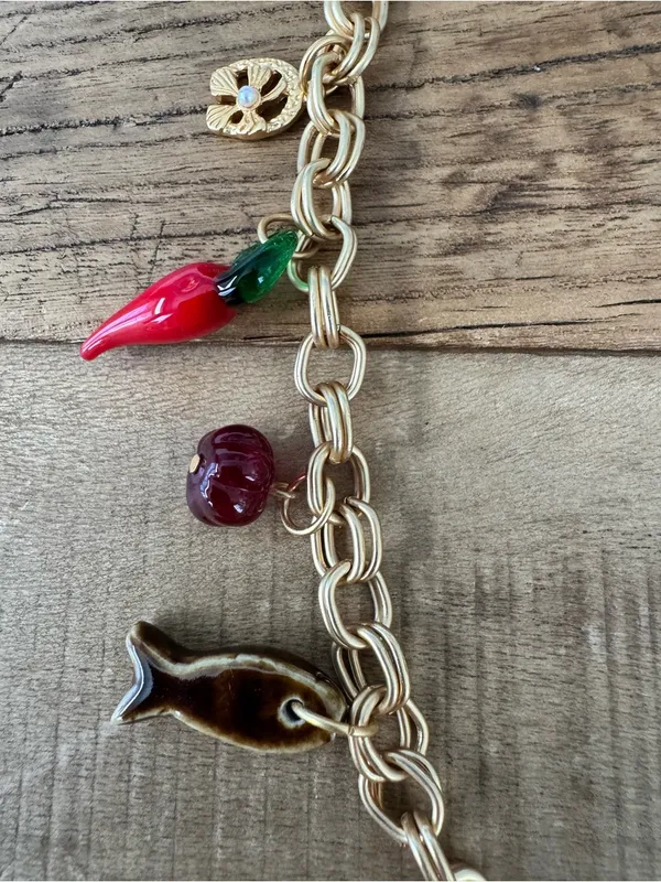 NWOT Anthropologie Bag Charm Swag Belt Chain Gold 🌶️🧲🍒🐟 - Image 3