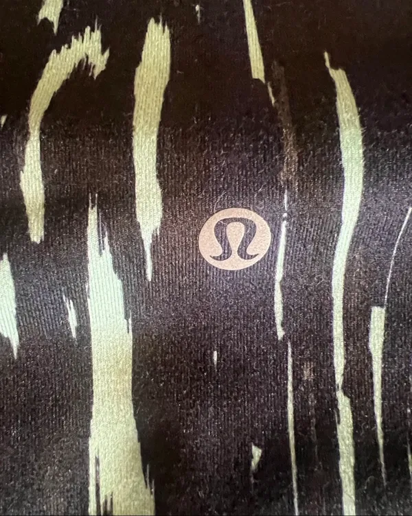 Lululemon groove shorts sz8  - Image 5