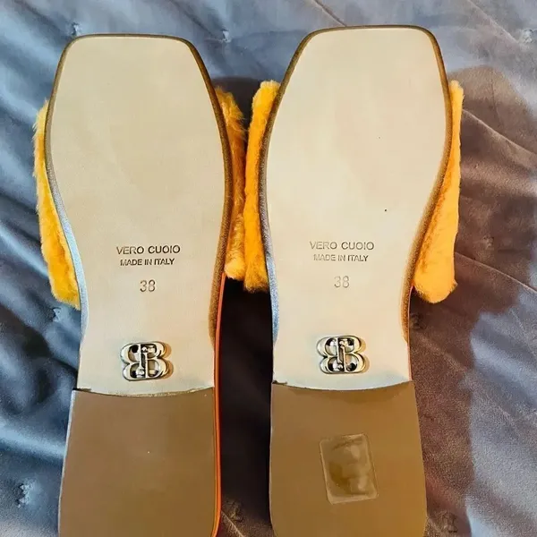 BEAUTIISOLES Faux Fur Sofie Slide Orange Shearling Leather 7.5 NIB - Image 9