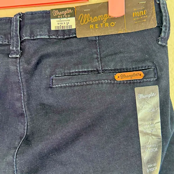 NWT Wrangler Women's Retro Mae Mid Rise Wide Leg Trouser Jeans - 9/10 x 34 - Image 6