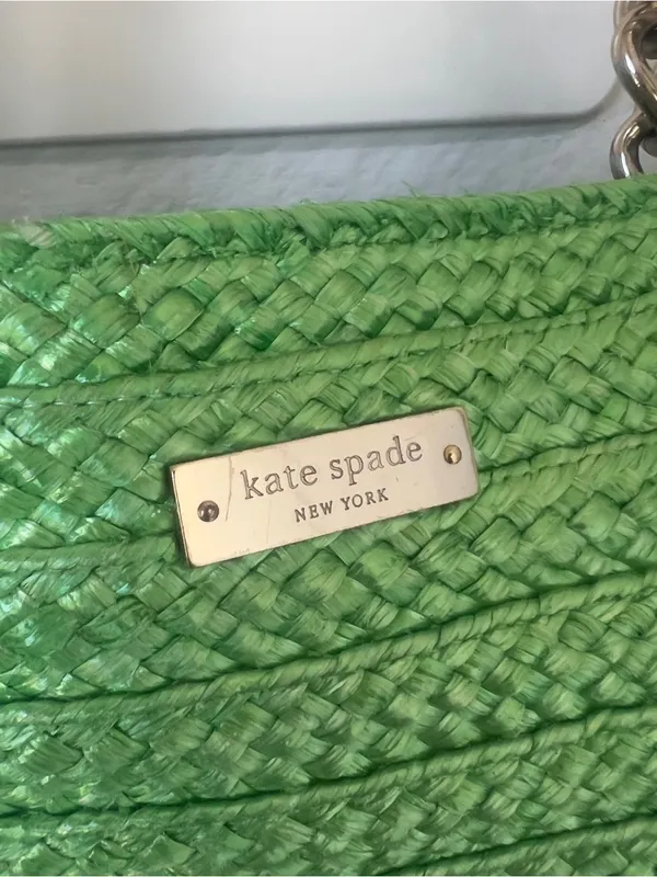 Kate Spade Chelsea Market Mini Coal Straw and Leather Chain Handle Tote Bag - Image 6
