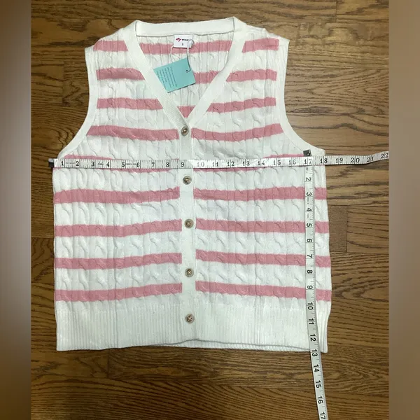 Wiholl cable knit sleeveless sweater. Pink on ivory stripes. Size Small - Image 10