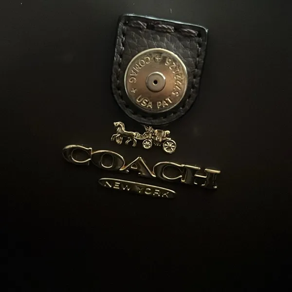 Coach Town Tote in Black with Gold Tone, Auth Code #C2091-72673 EXCELLENT! $280 - Image 9
