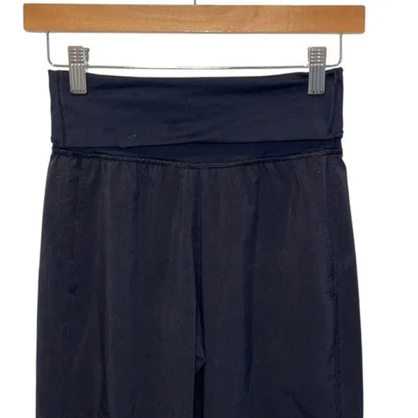 Lululemon Womens High‎ Rise Flat Front Pull-On Wide Leg Crop Pants Black Size 2 - Image 2