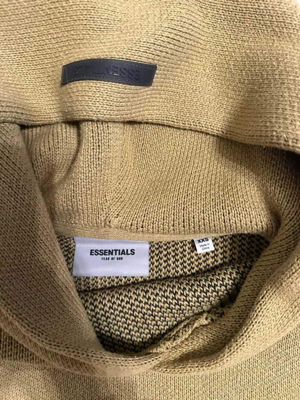 Fear of God Essentials Sweatshirt - Image 3