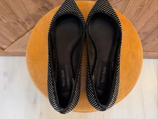White House Black Market Women’s Size 8 Black Studded Pointed Toe Flats - Image 5