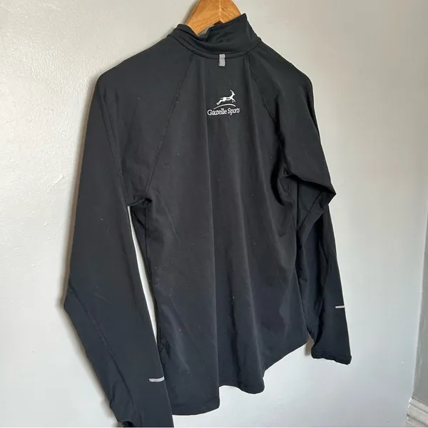 Nike Women's Black Long Sleeve Tee Half Marathon Gazelle Girl Small Grand Rapids - Image 5