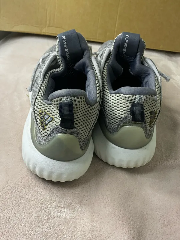 Adidas Bounce Alfa 3 Women Shoes Size 6.5 - Image 3