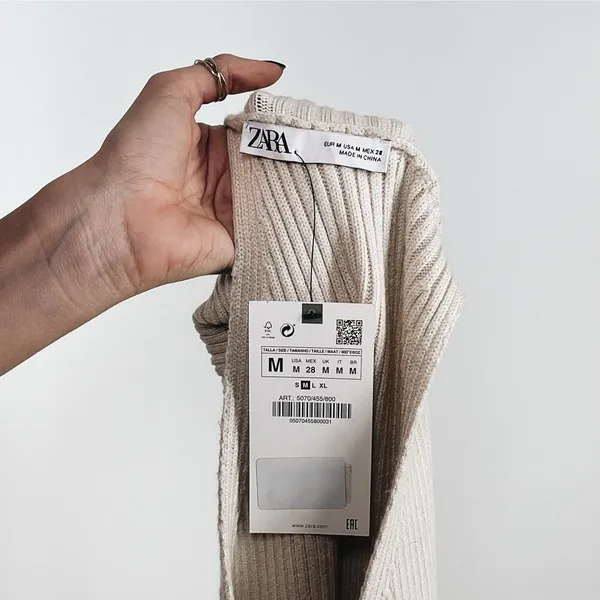 NWT Zara Cream Turtleneck Sleeve Scarf Sweater Size Medium - Image 5