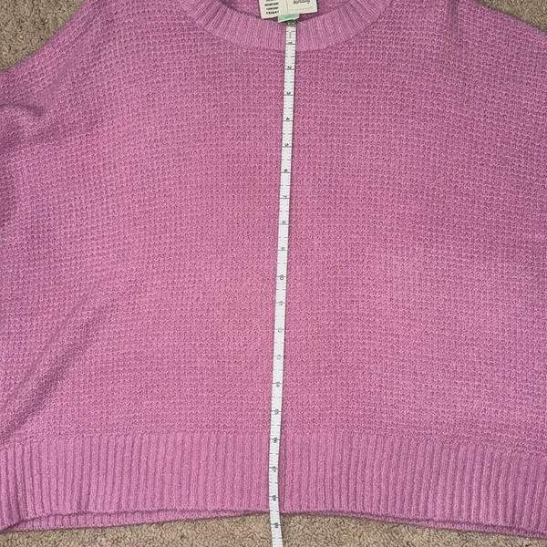 Anthropologie cropped oversized sweater - Image 7