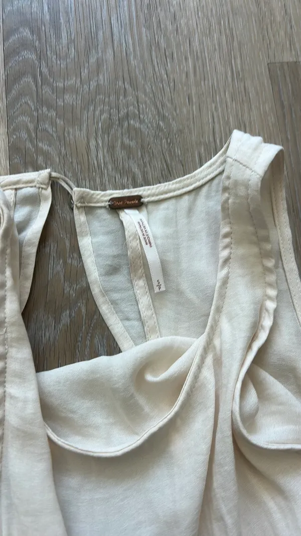 Free People Flowy Tank White - Image 2