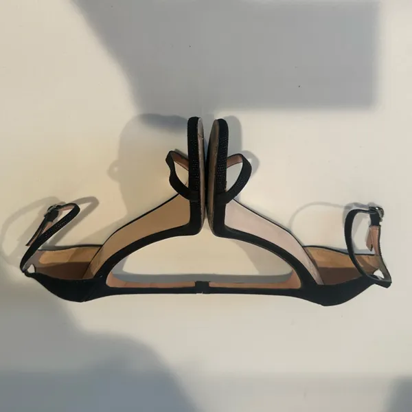 Stuart Weitzman The Nudist Black Goosebump Leather Strappy Sandals Size 6.5 - Image 10
