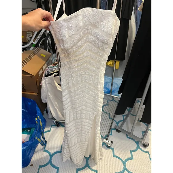 Jovani White Sequin‎ Geometric Chevron Strapless Formal Gown Sweetheart Slit 00 - Image 4