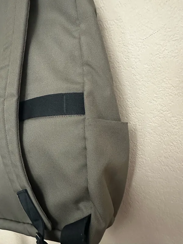 Everlane Backpack Grey - Image 5