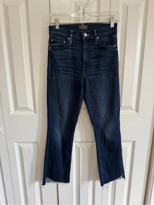 Mother The Insider Crop Step Fray Flare Jean Tongue and Chic Size 26 - Image 2